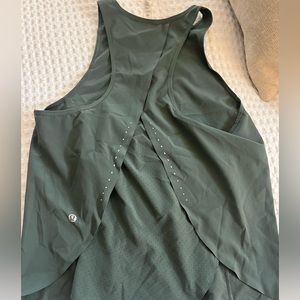 Lululemon tank. Size 4